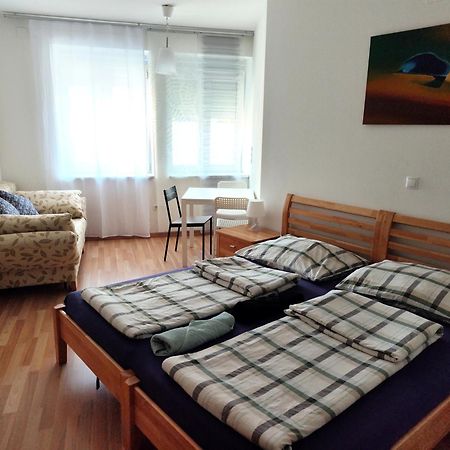 Hostel&Apartservices Viennna The Tidy Apartment เวียนนา ภายนอก รูปภาพ