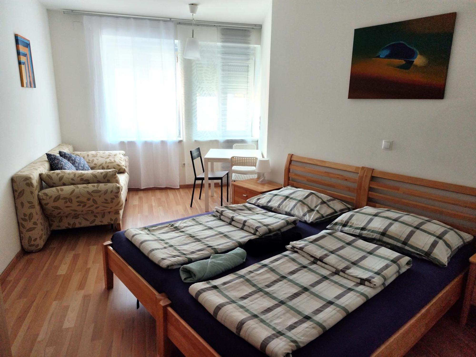 Hostel&Apartservices Viennna The Tidy Apartment เวียนนา ภายนอก รูปภาพ